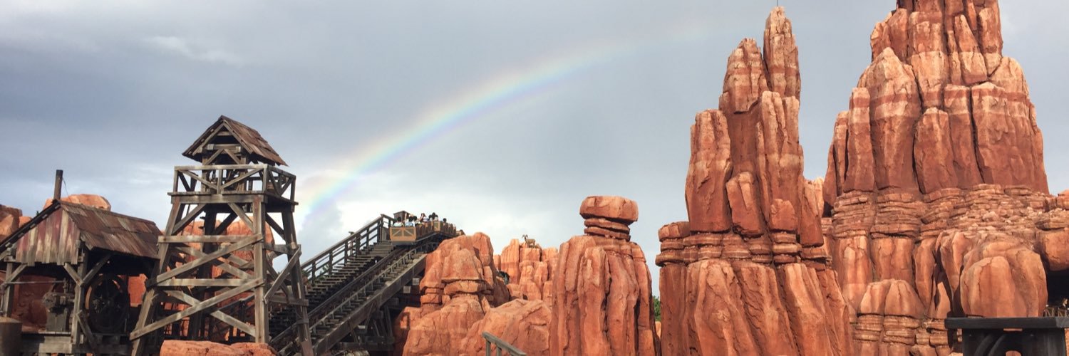 SHKR7's profile banner image