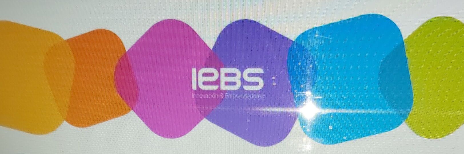 Roger García banner