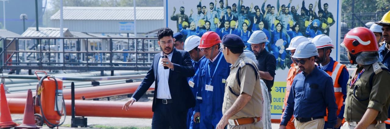 Lakshay Singhal, IAS banner