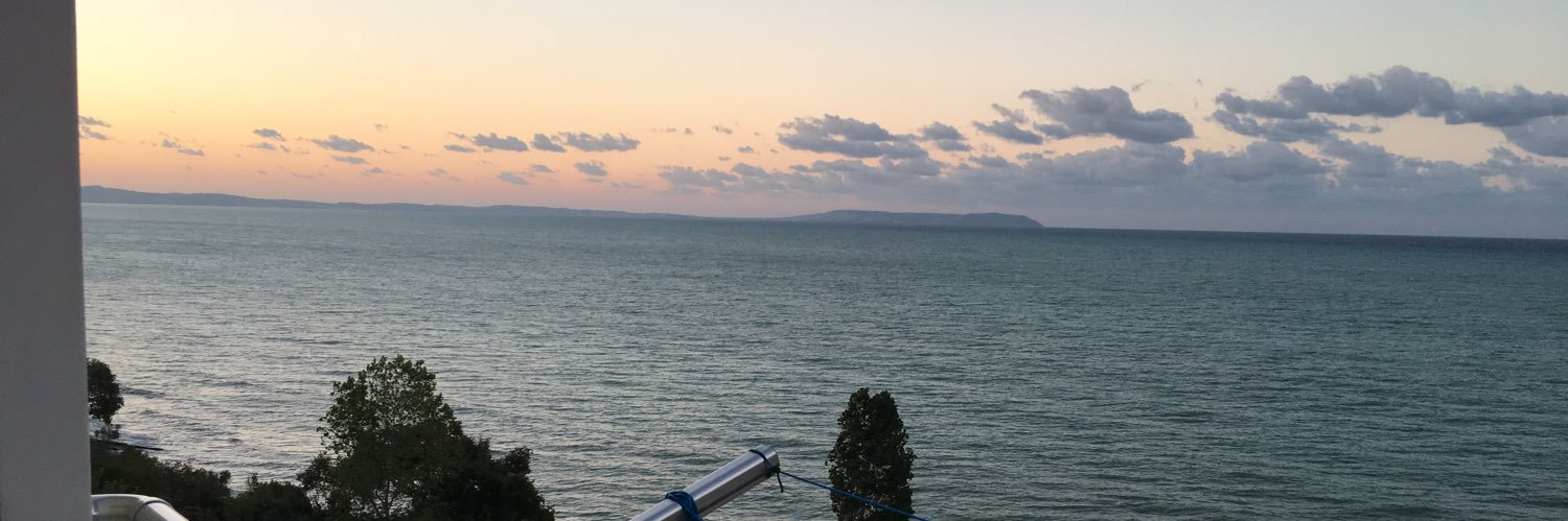 brkbrm's profile banner image