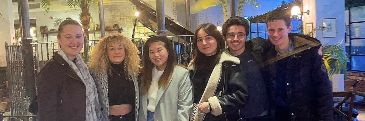 Soph🌻 banner
