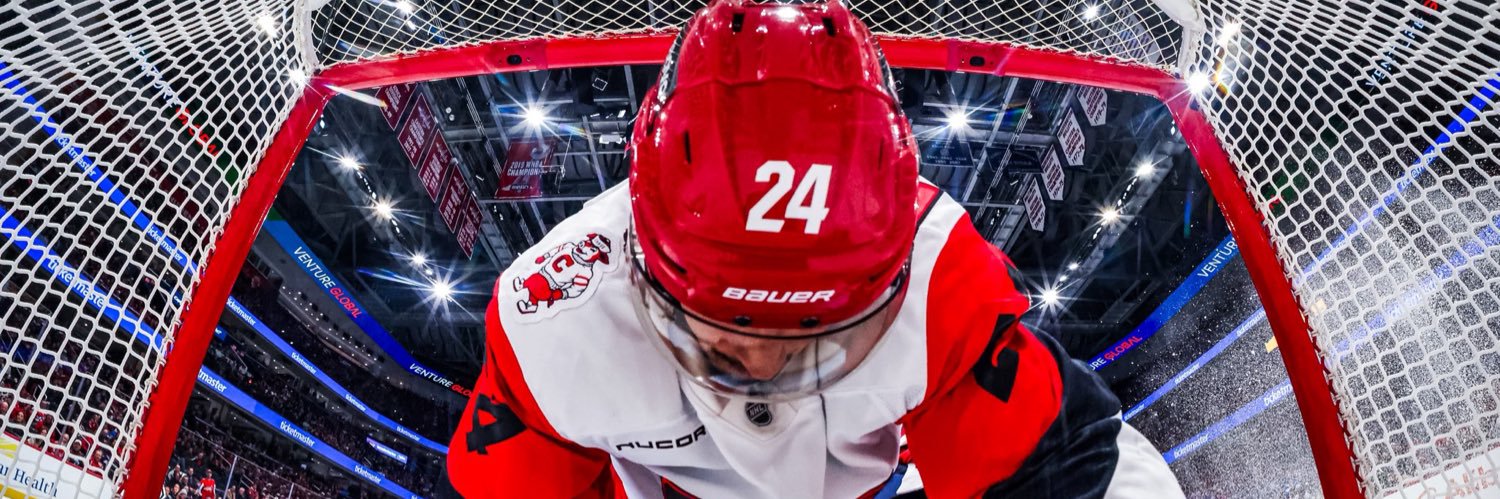 J U Σ T I N 👑 banner