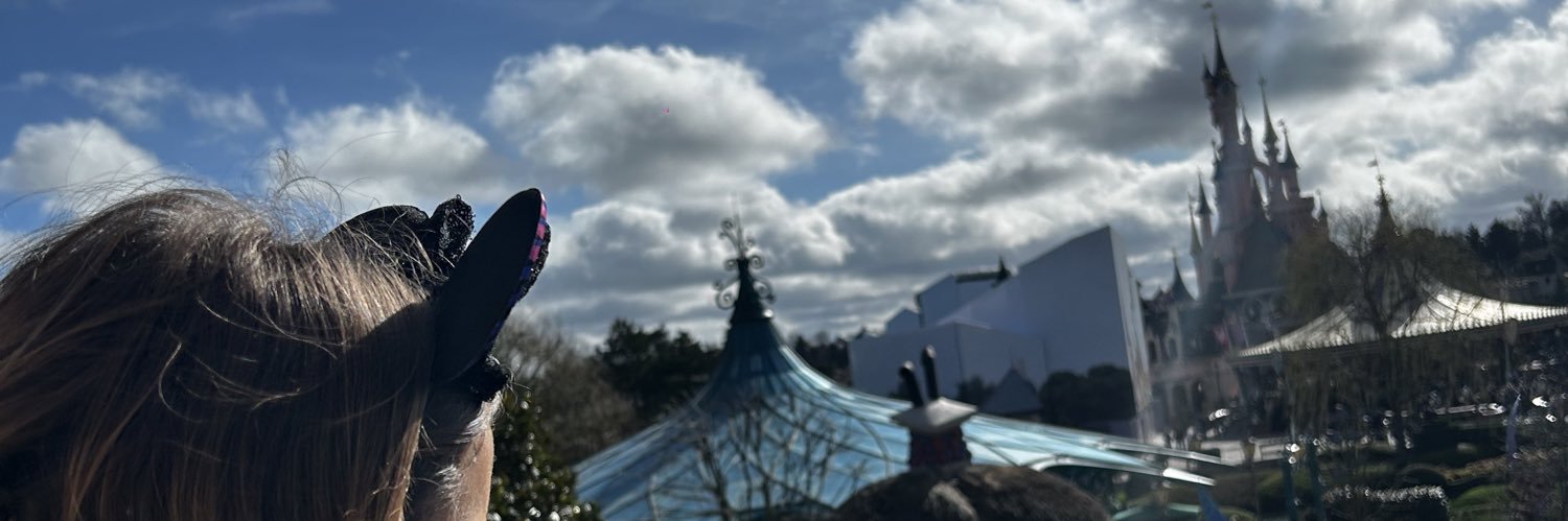 pearsonchloe7's profile banner image