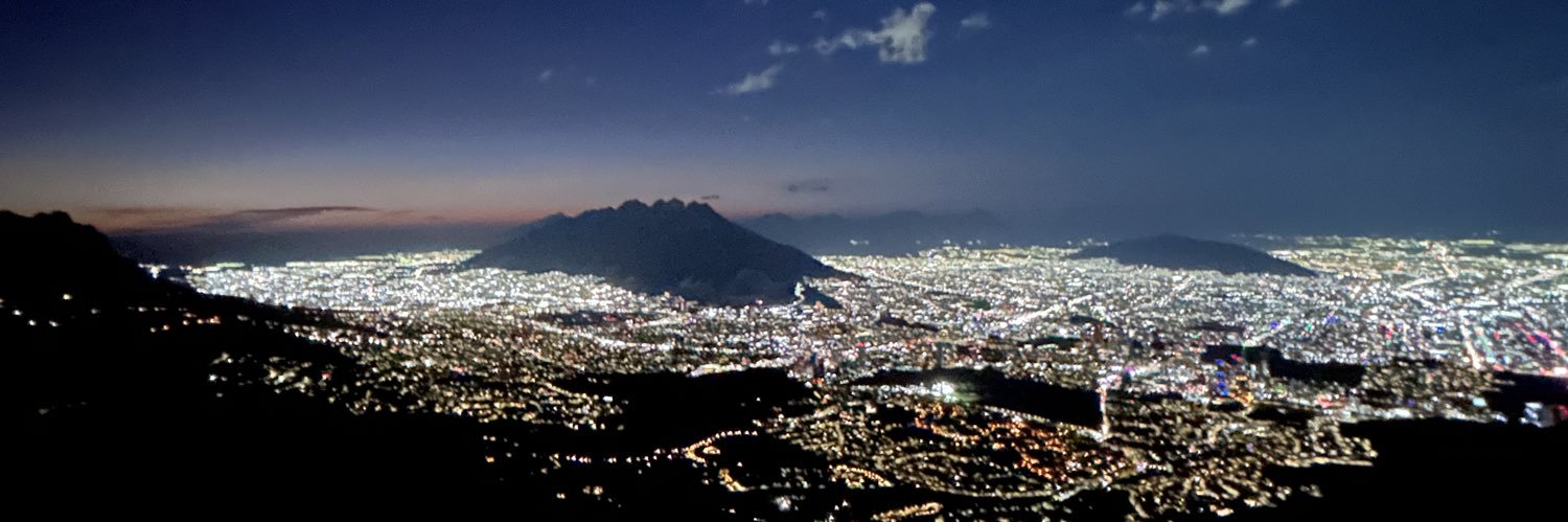 dencantudeleon's profile banner image