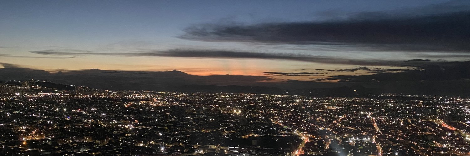 LauraAndreaTR's profile banner image