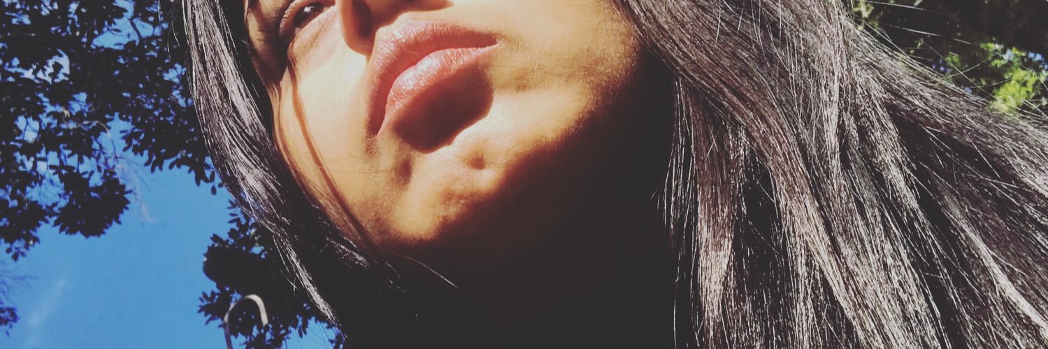 Prisliraa's profile banner image