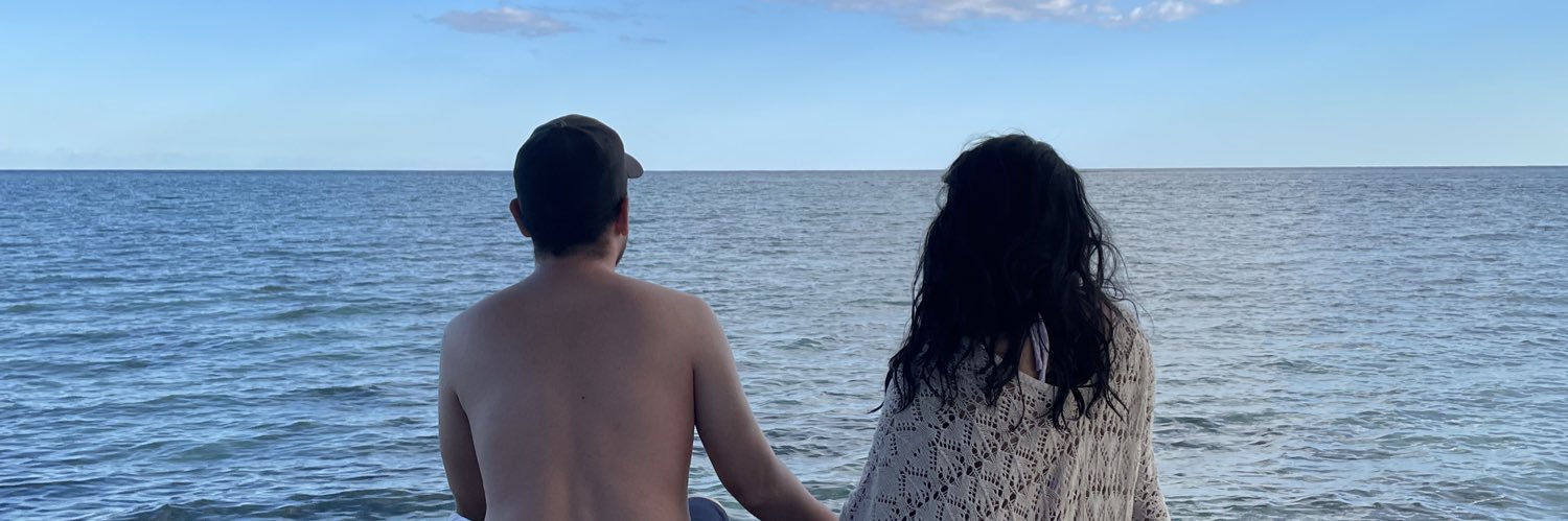 itzel_roldan's profile banner image