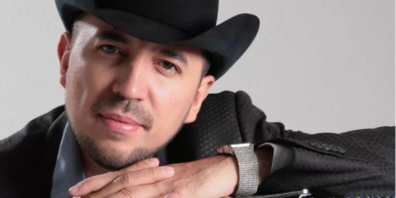 Ali Mtz banner