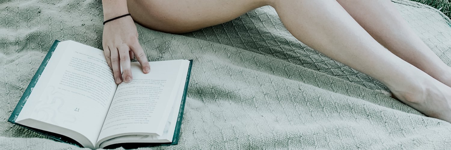readwithme_kc's profile banner image