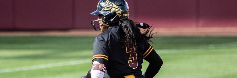 Kiara Kennedy✨ banner