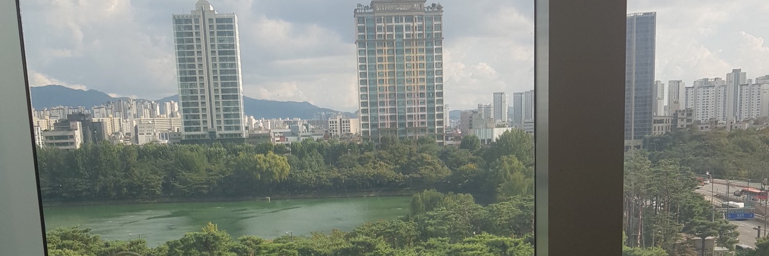 freeofehs's profile banner image