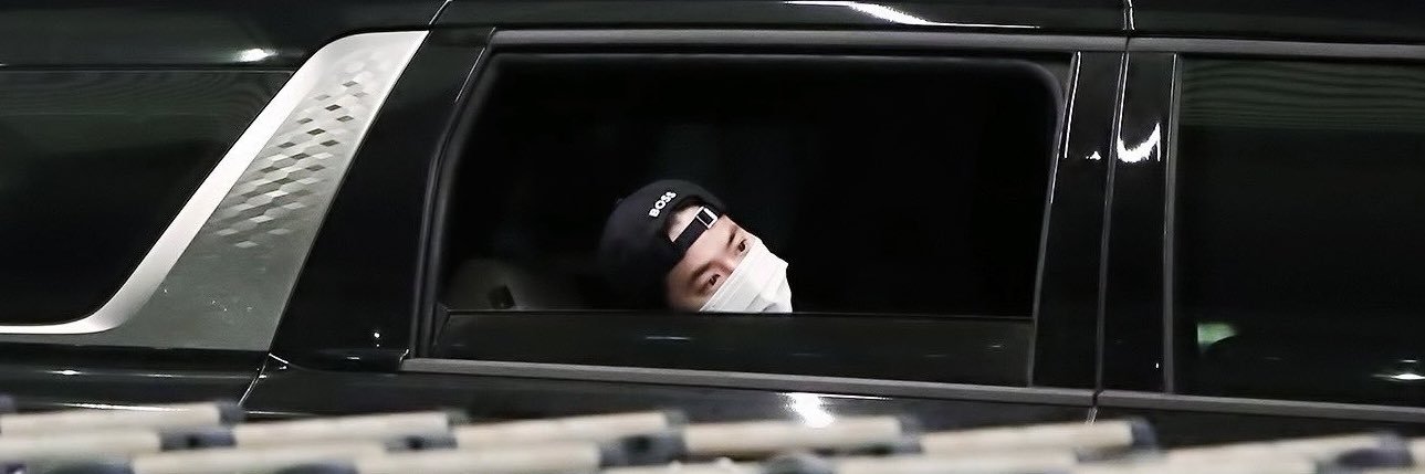 dearkjms's profile banner image