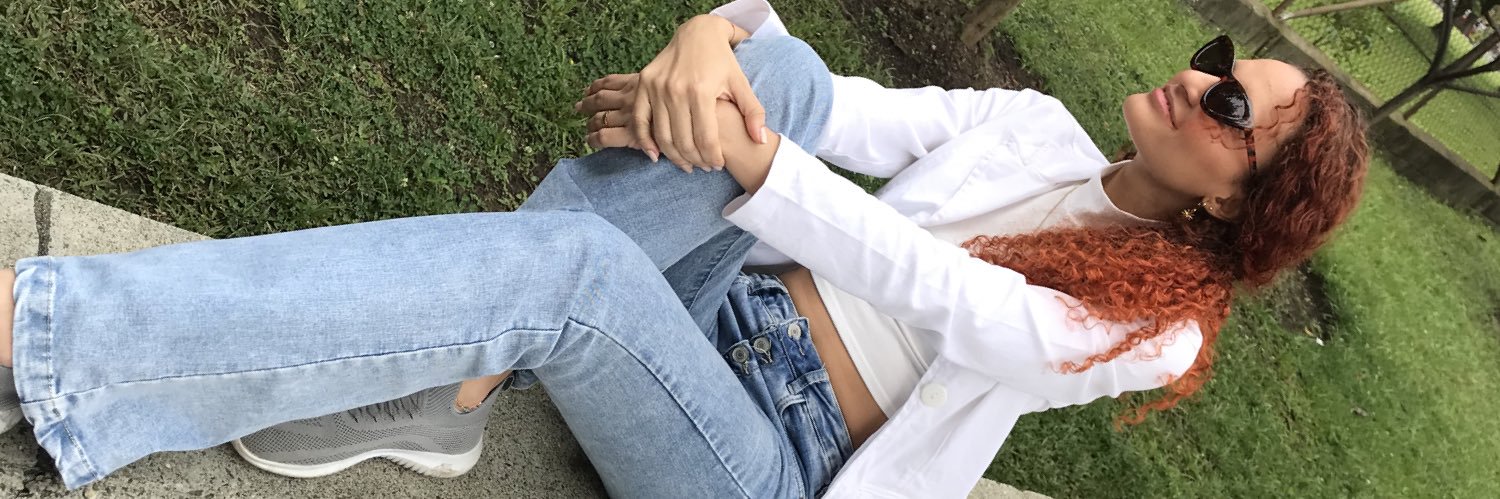 StephanyAviFlo's profile banner image