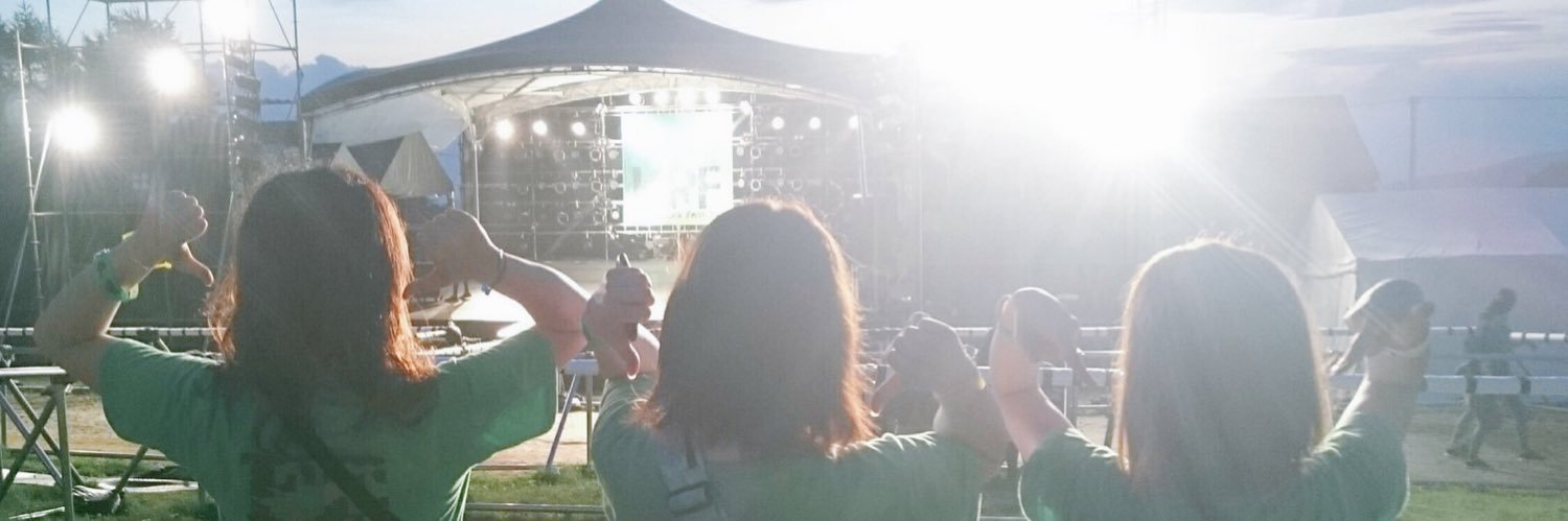 ᴬ̣⃛ᴷ̣⃛ᴵ̣⃛ᴺ̣⃛ᴳ̣⃛ banner