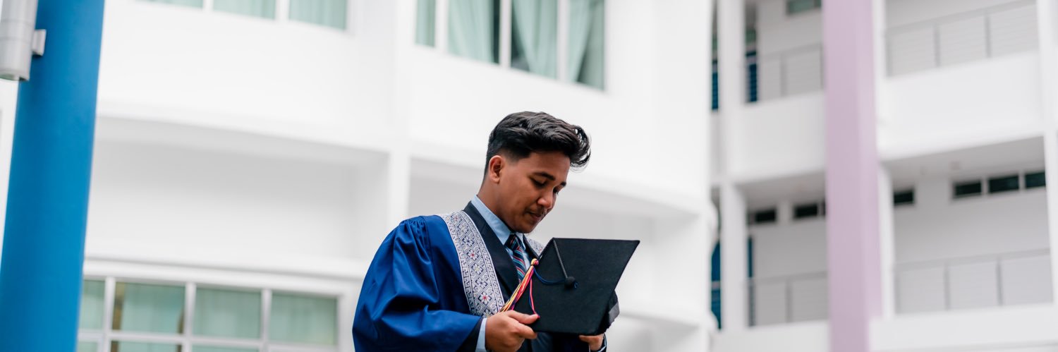 KKhirJ's profile banner image