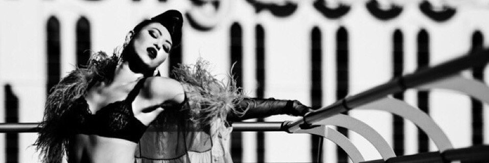 elenn_lee's profile banner image