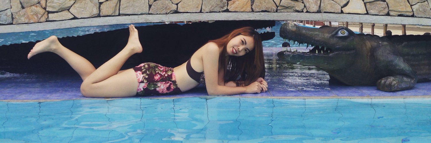 eiyscin's profile banner image