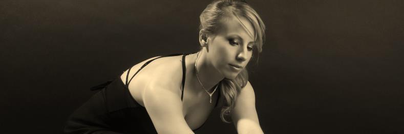 007_burn's profile banner image