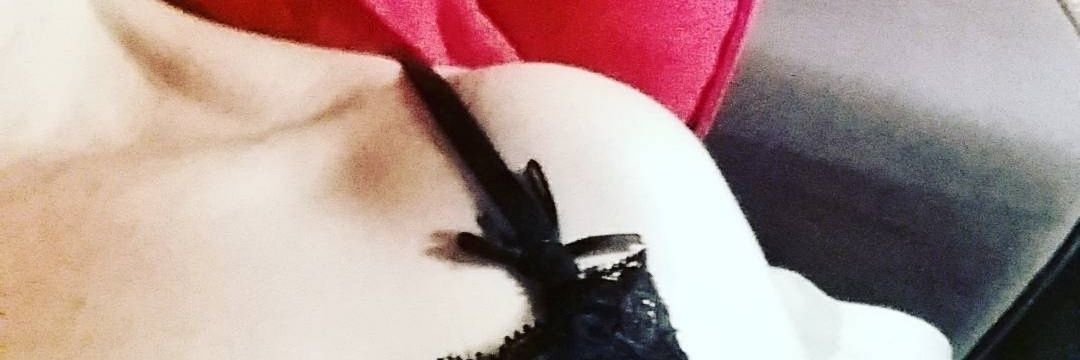 HelenaTerrones's profile banner image