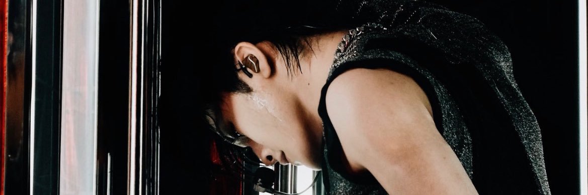 KMAOIZ's profile banner image