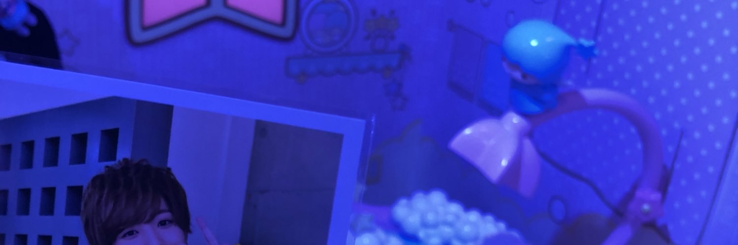 y3Usatan's profile banner image