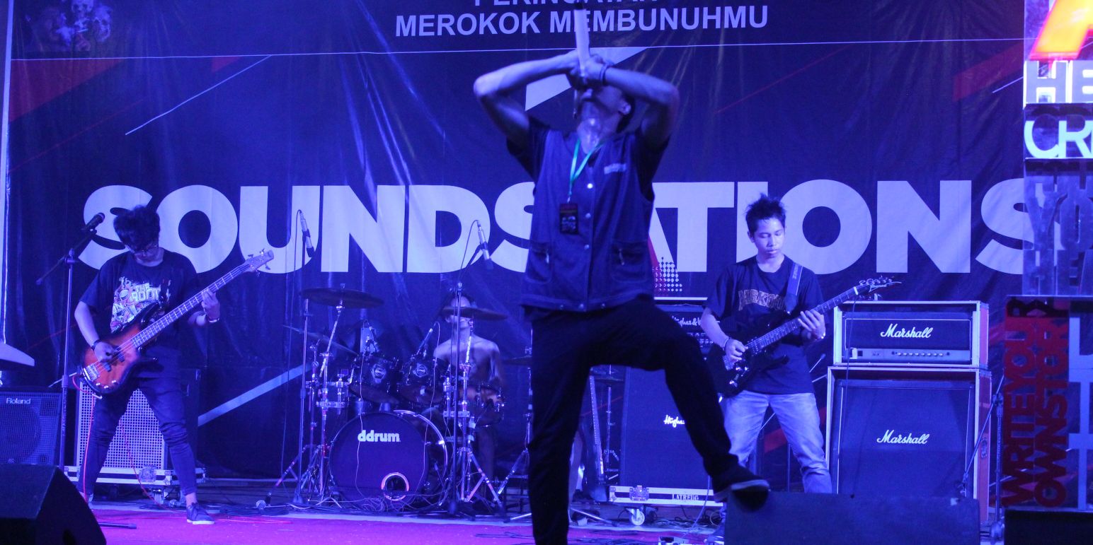 Rose The Hell banner