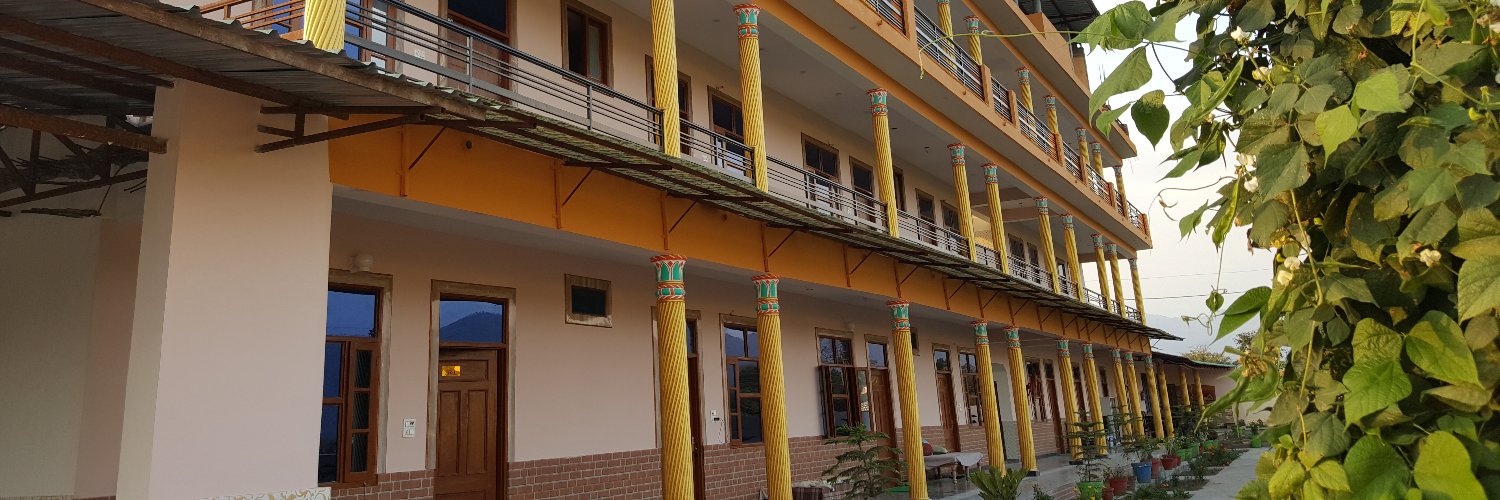 Chandrayogaintr's profile banner image