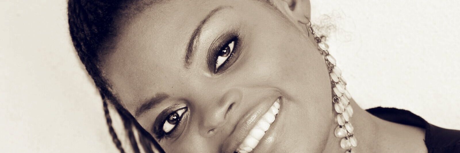 Fabbookmag's profile banner image