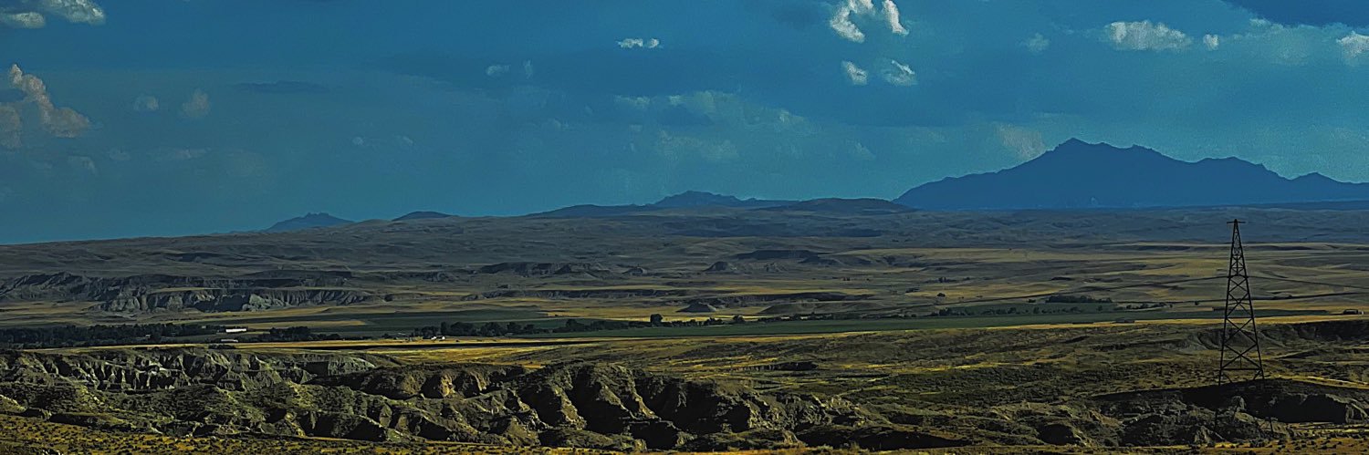 caaymo's profile banner image