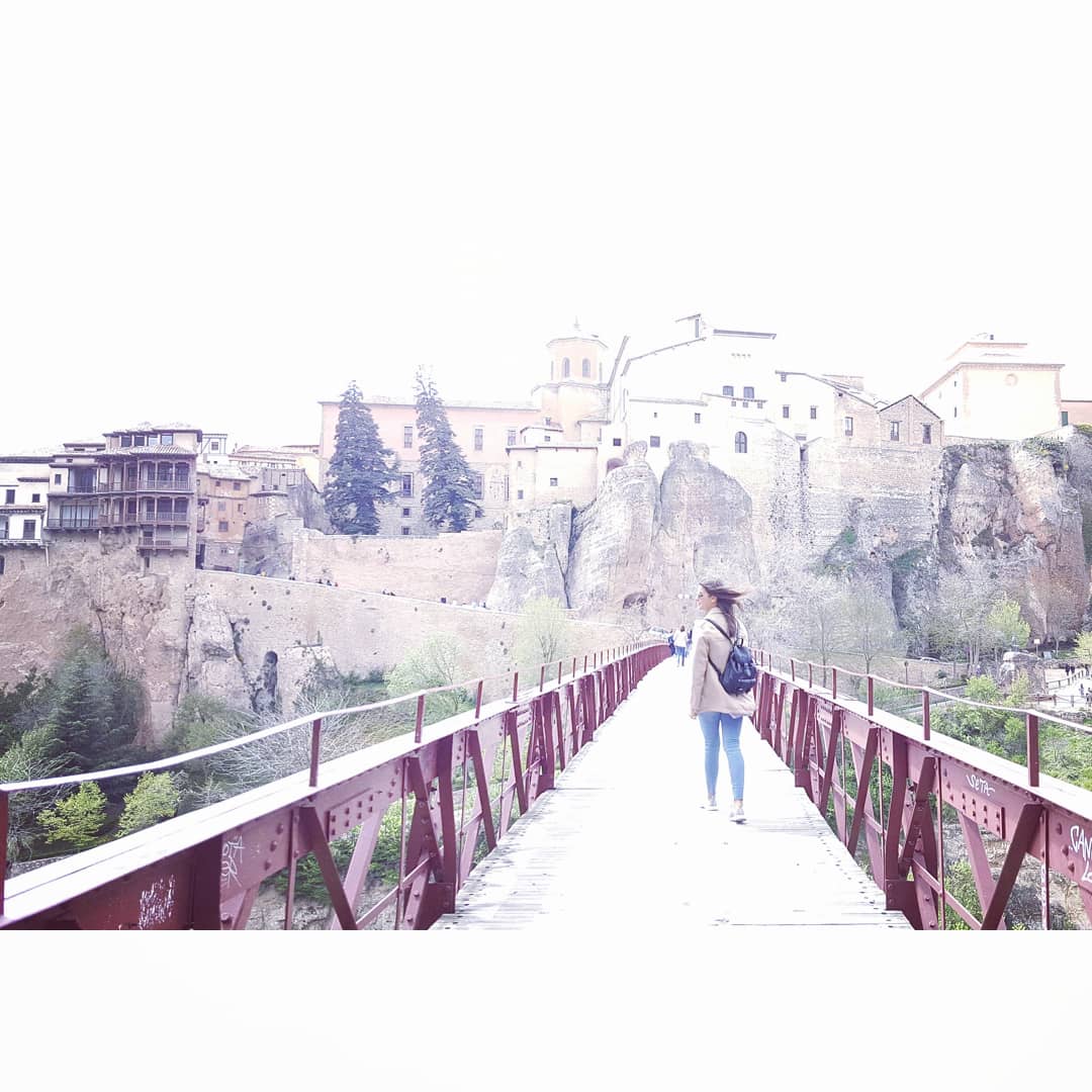 laury_navas's profile banner image
