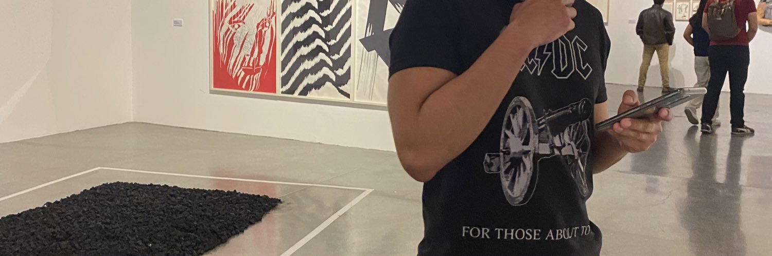 versushi's profile banner image