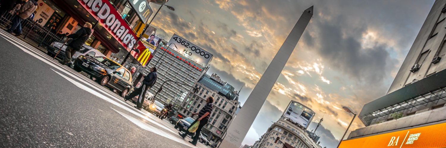 Em11337's profile banner image