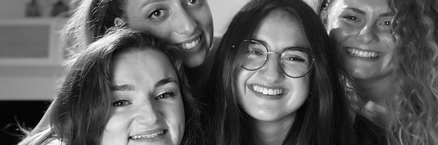 bereniceln's profile banner image