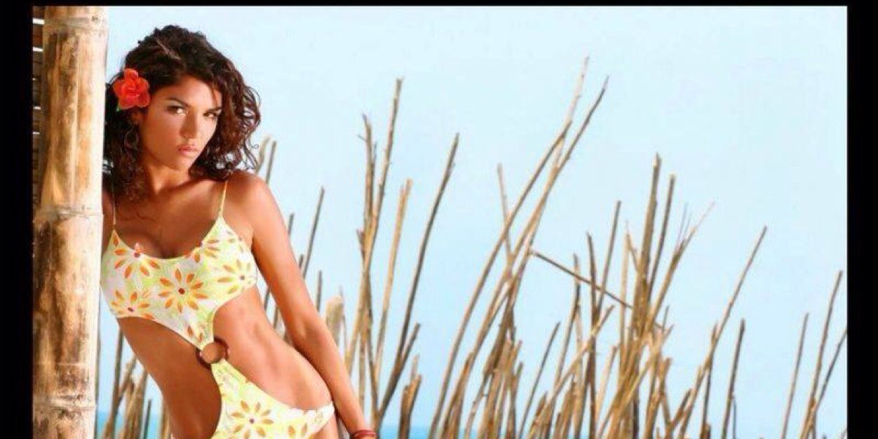 thaliaesta's profile banner image