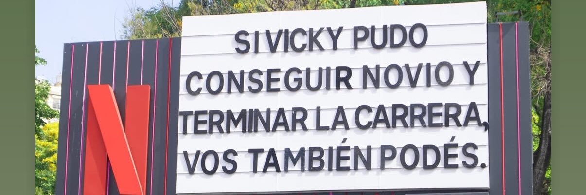 vickyocampo_'s profile banner image