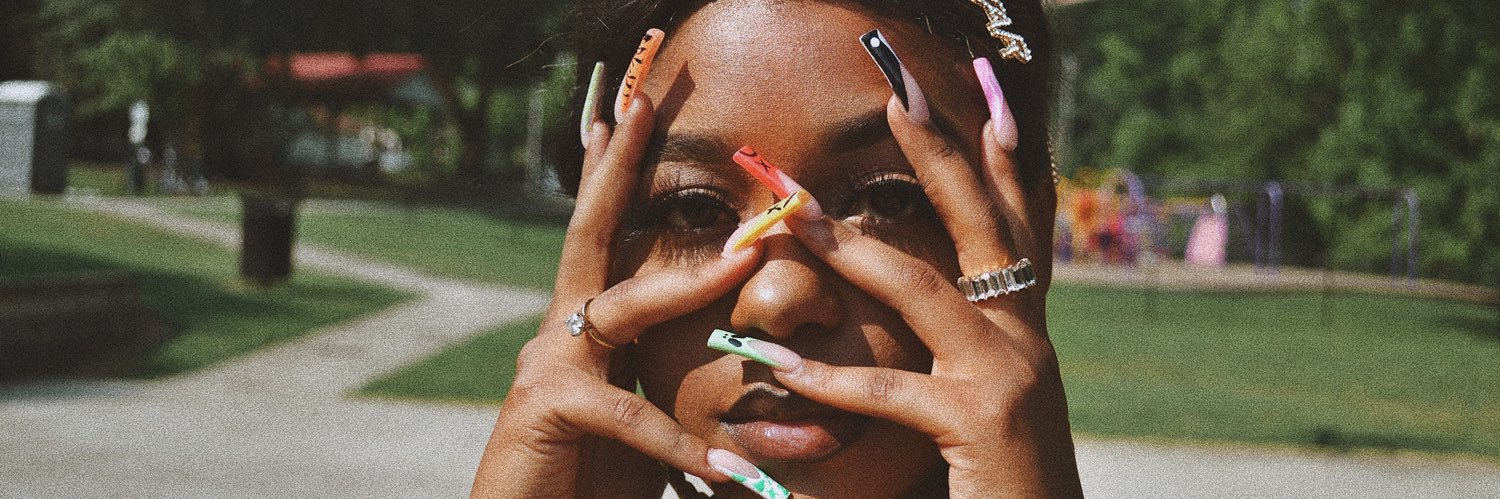 Nariah Yalon✨ banner