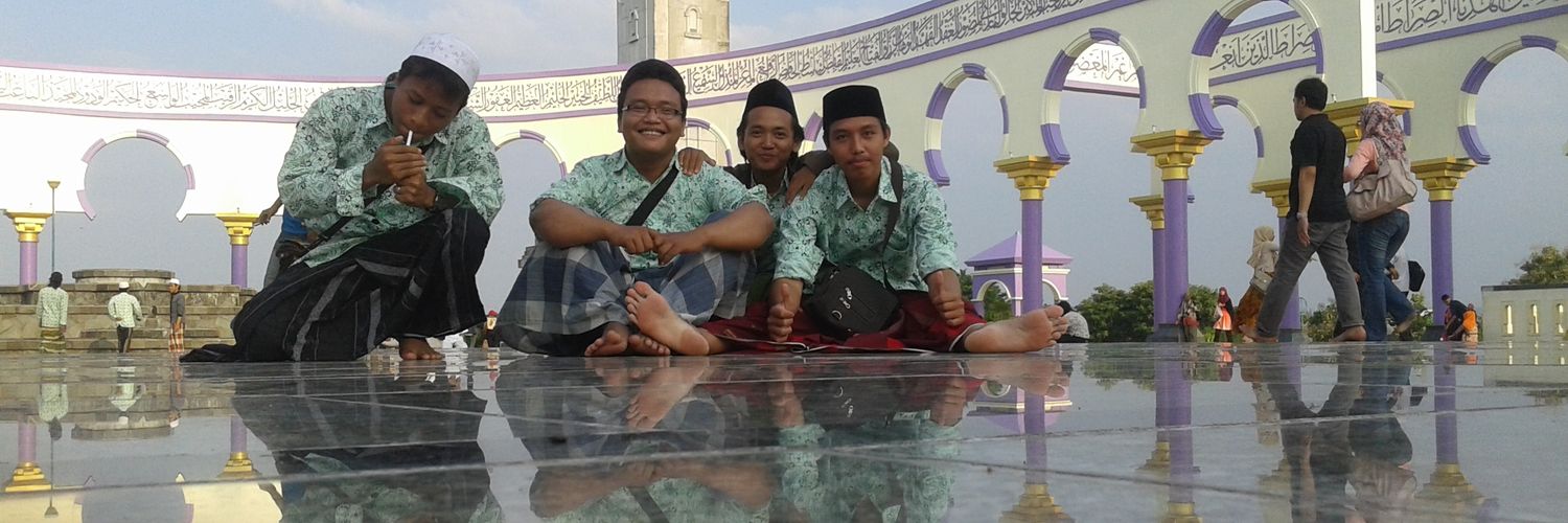 tsamrotul11's profile banner image