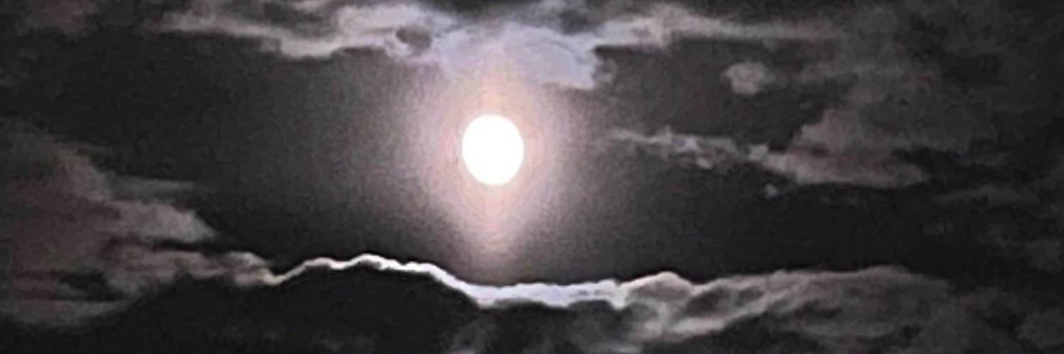 chillondablock's profile banner image
