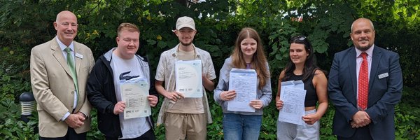 aomsixthform Profile Banner