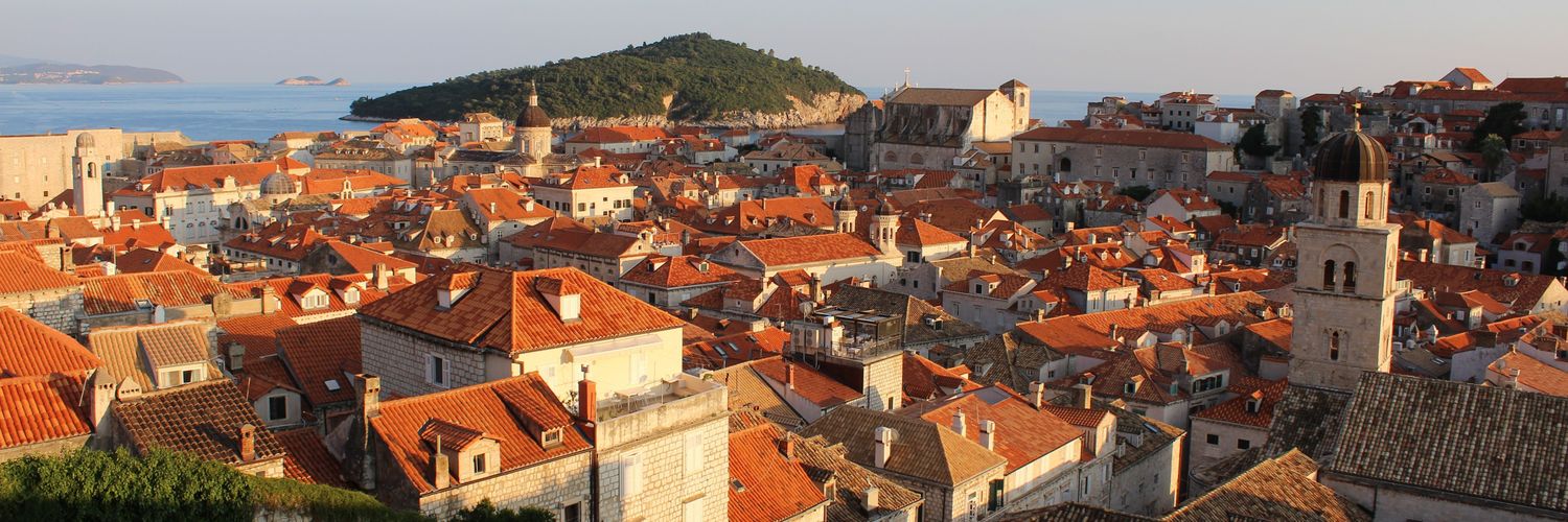 SaRoberts80 🖤 banner