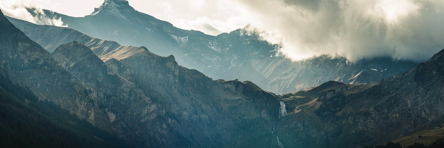 serdjan's profile banner image
