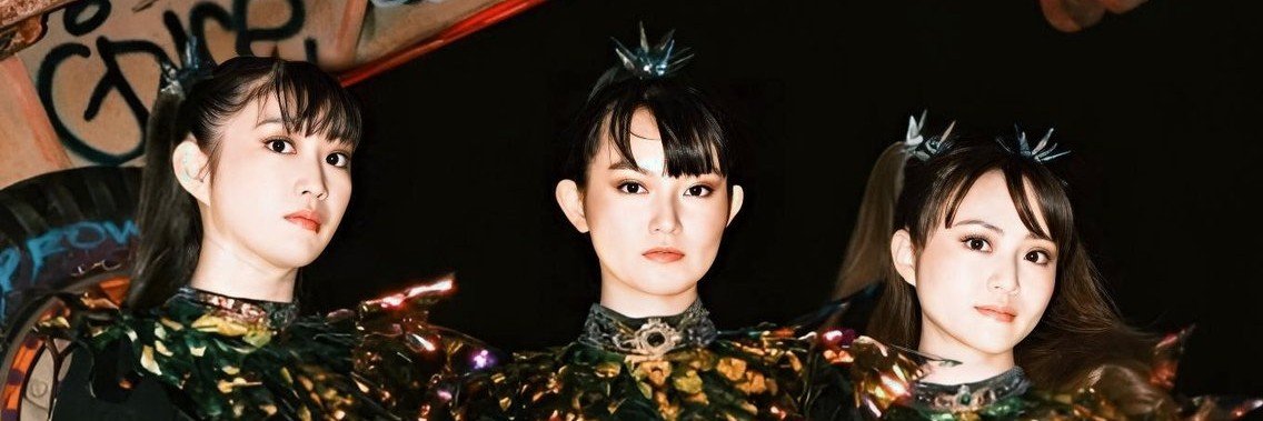 helpakueuy's profile banner image