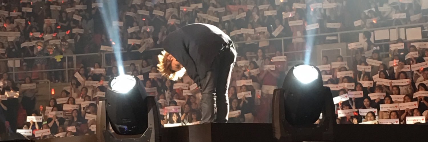 luckyJJ's profile banner image