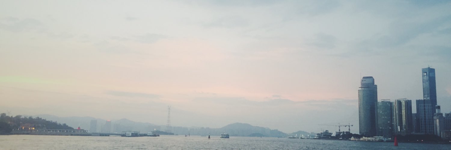 leiz0122's profile banner image