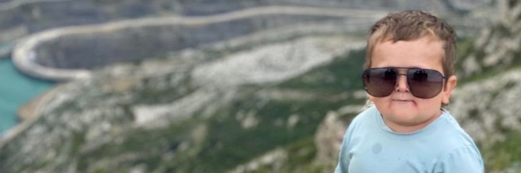 mritchie07's profile banner image