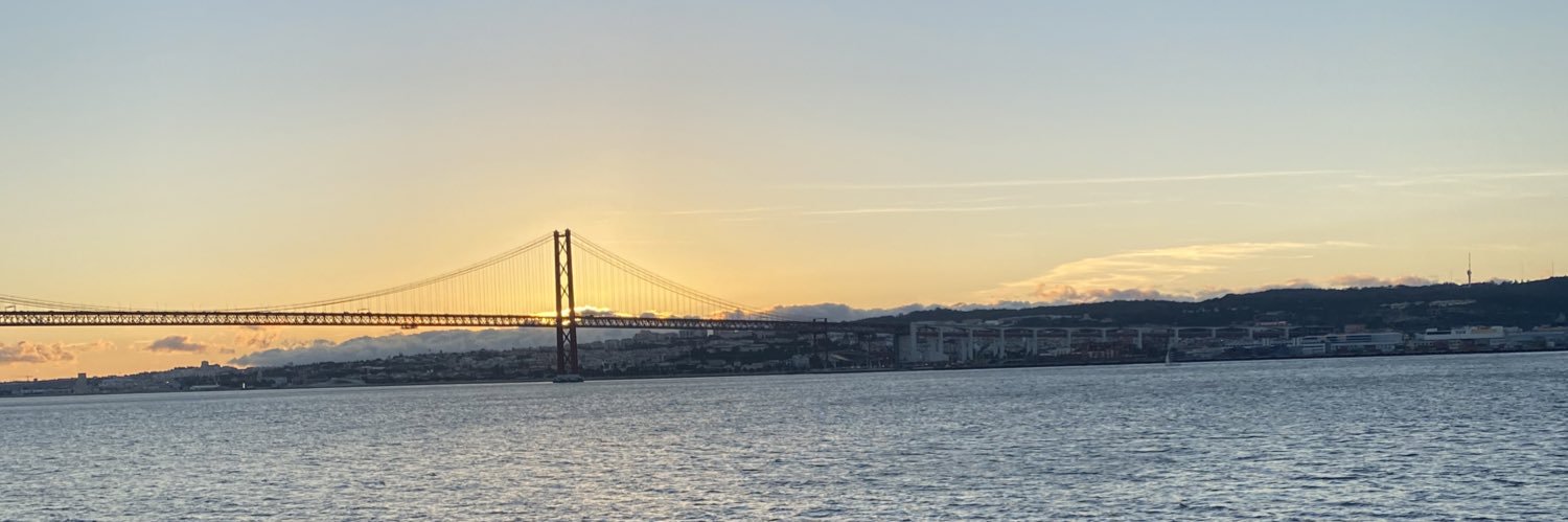 marisnoca's profile banner image