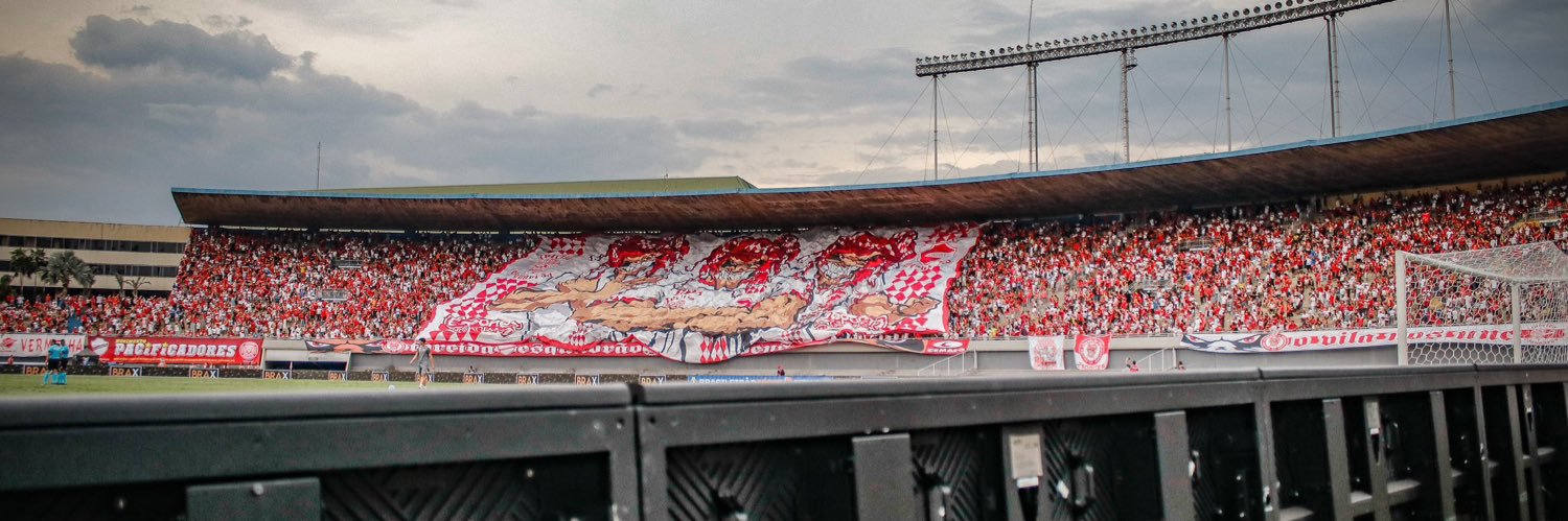 gutovila's profile banner image
