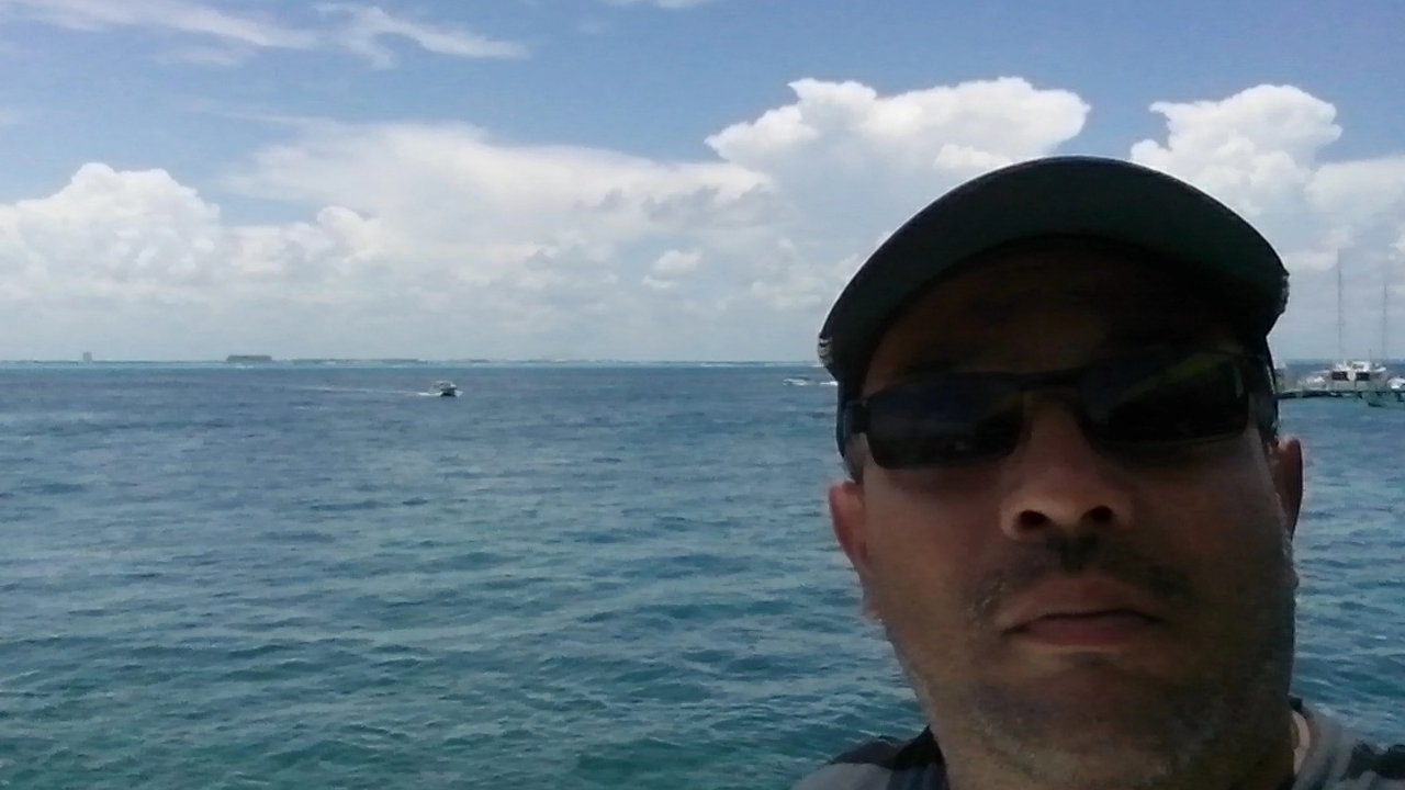 Omar Gonzalez banner