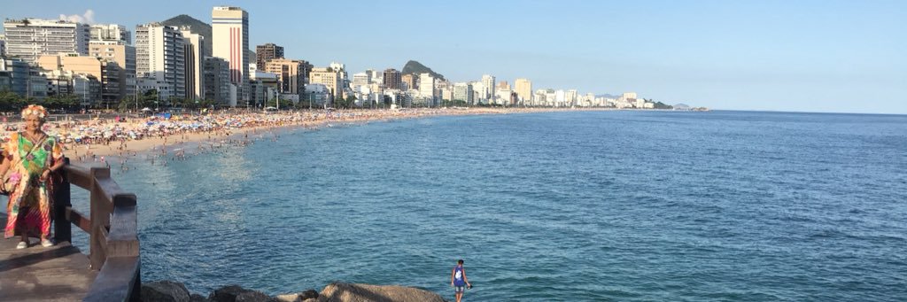 vithresende's profile banner image