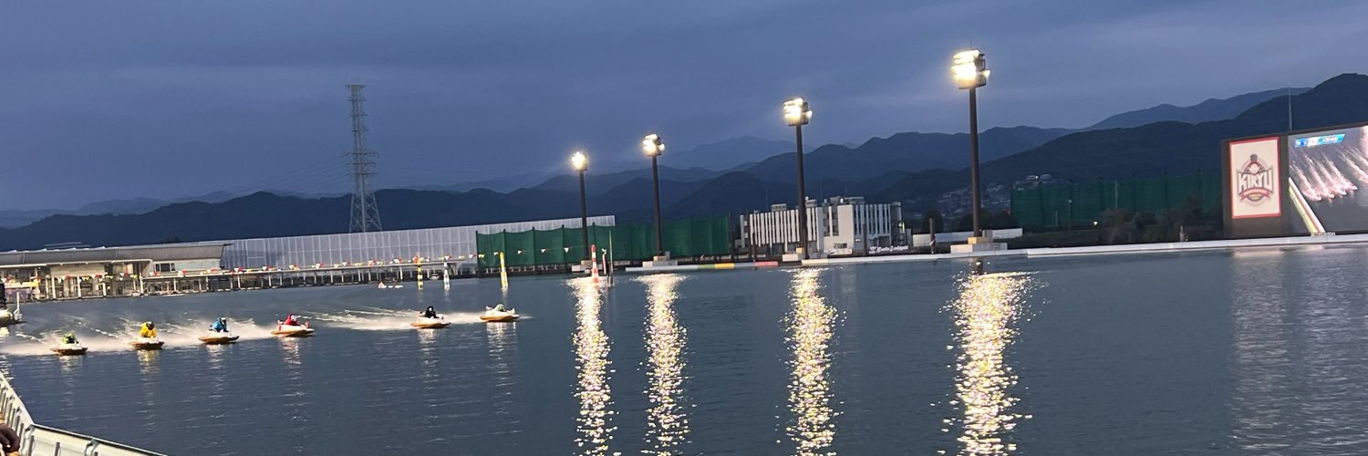 renren_no11's profile banner image